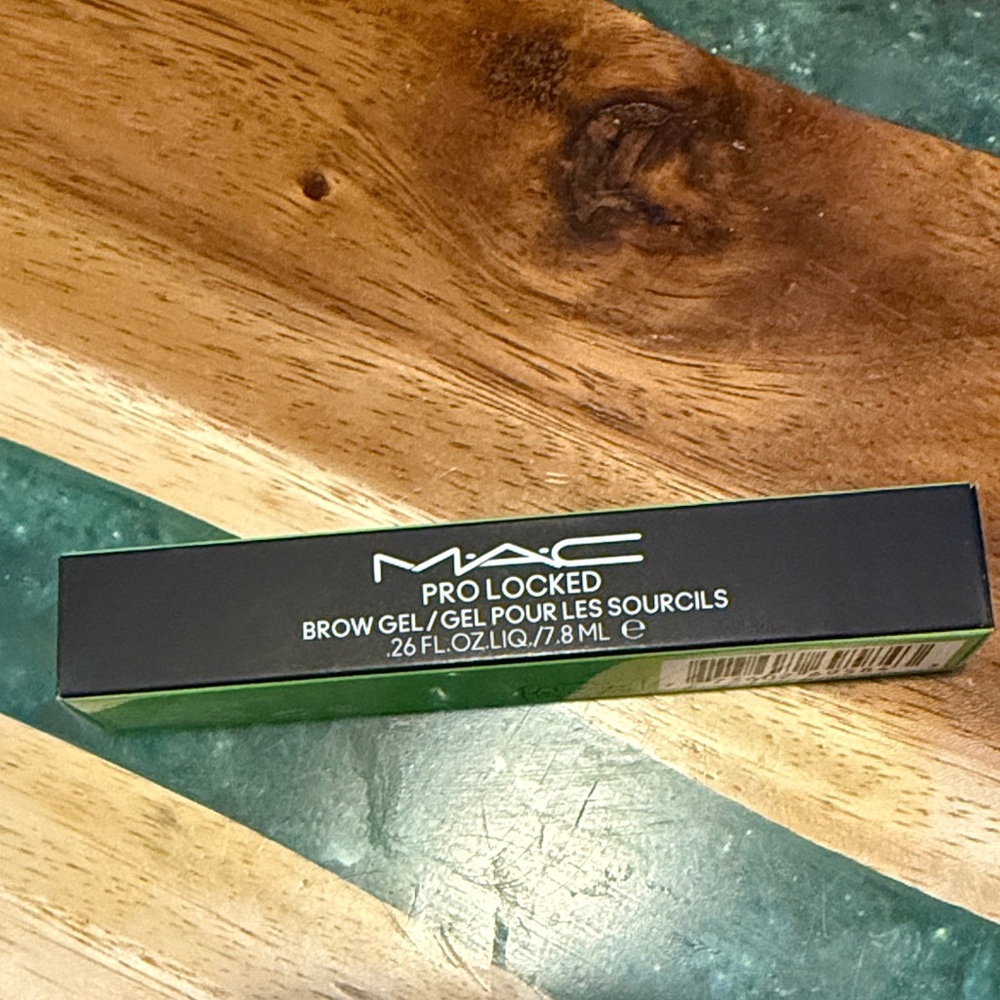 MAC Cosmetics Pro Locked Brow Gel NEW